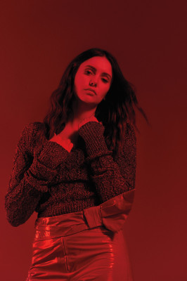 Nina Dobrev pic #897374