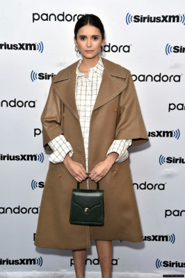 Nina Dobrev pic #1184159