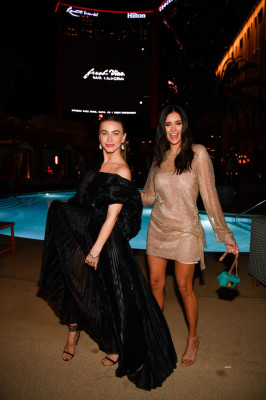 Nina Dobrev pic #1299179