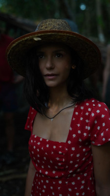 Nina Dobrev pic #1091473
