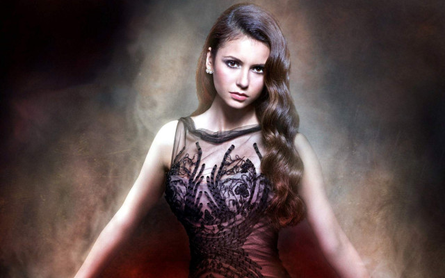 Nina Dobrev pic #692750