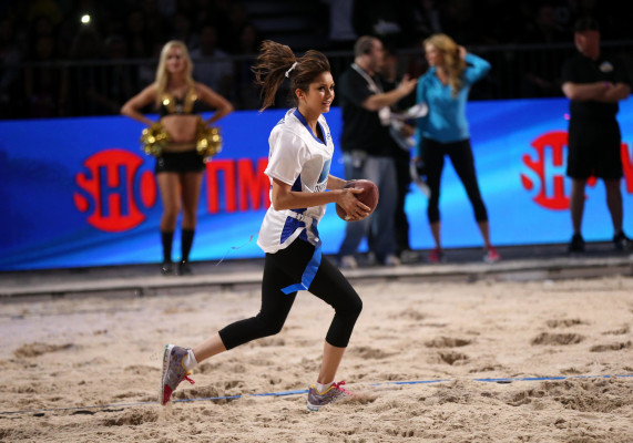 Nina Dobrev pic #573705