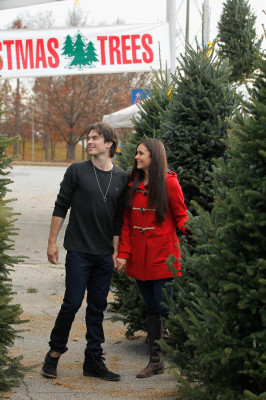 Nina Dobrev pic #560304