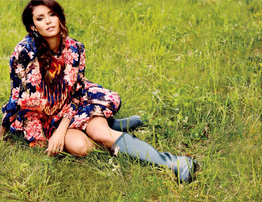 Nina Dobrev pic #643122
