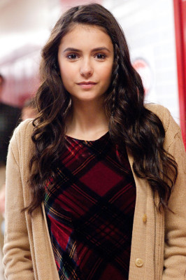 Nina Dobrev pic #523684