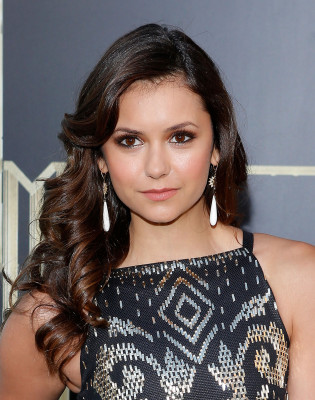 Nina Dobrev pic #600416