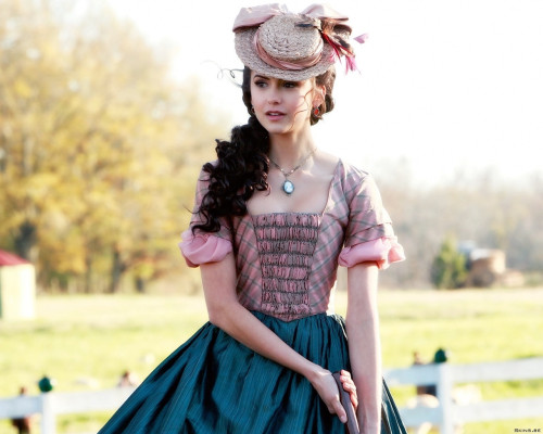 Nina Dobrev pic #291238