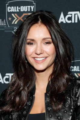Nina Dobrev pic #875837