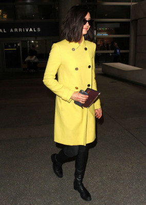 Nina Dobrev pic #908851