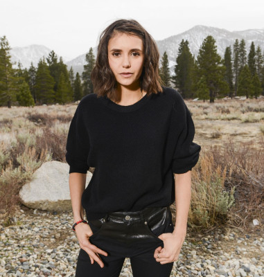Nina Dobrev pic #1007932