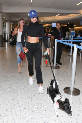 Nina Dobrev pic #951408