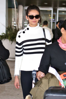 Nina Dobrev pic #835131