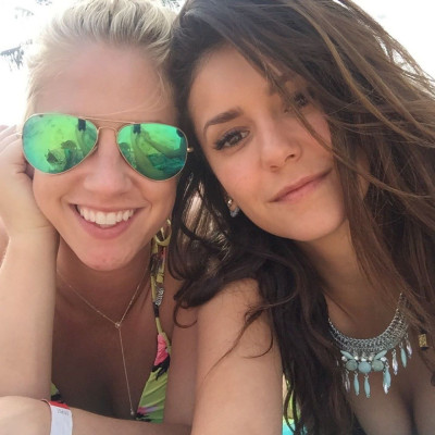Nina Dobrev pic #830809