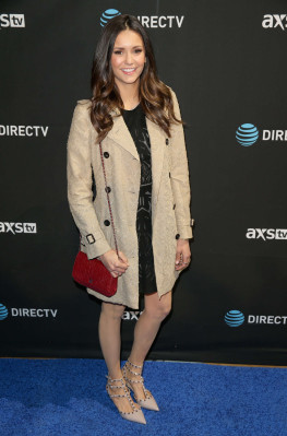 Nina Dobrev pic #832379