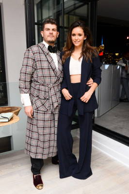 Nina Dobrev pic #798148