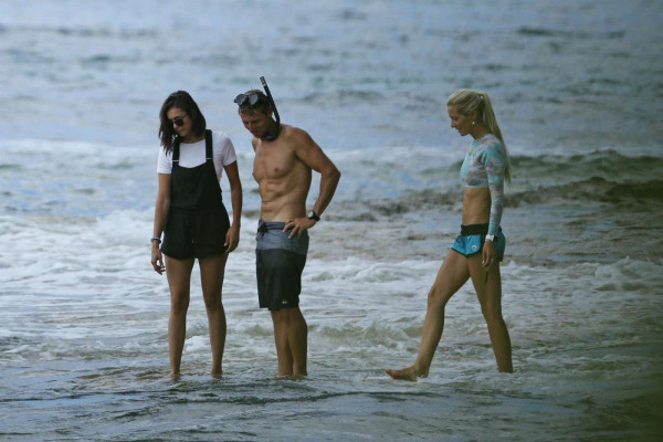 Nina Dobrev pic #946035