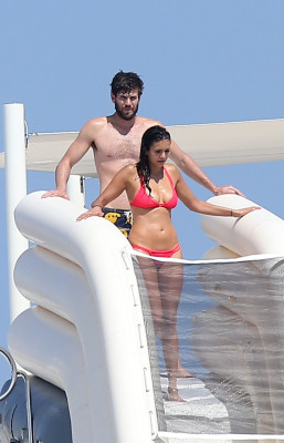 Nina Dobrev pic #788137