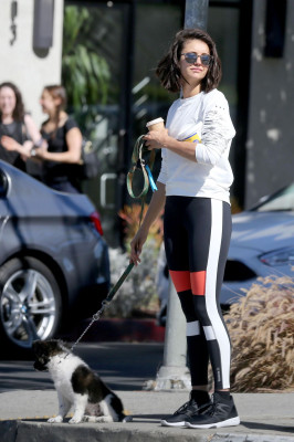 Nina Dobrev pic #928712