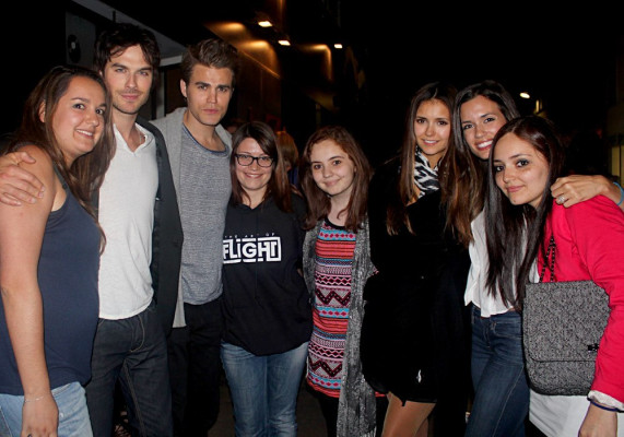 Nina Dobrev pic #494299