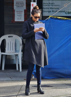 Nina Dobrev pic #808320