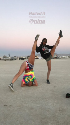 Nina Dobrev pic #1063339