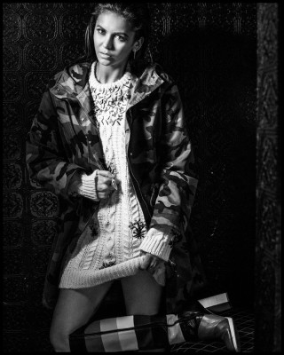 Nina Dobrev pic #802416