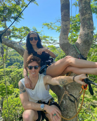 Nina Dobrev pic #1301370