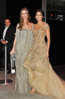 Nina Dobrev pic #850811