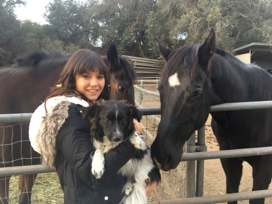 Nina Dobrev pic #983703