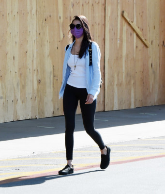 Nina Dobrev pic #1221391