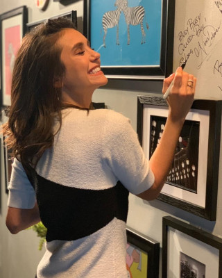 Nina Dobrev pic #1114661