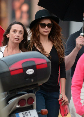 Nina Dobrev pic #715290