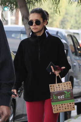 Nina Dobrev pic #1208437