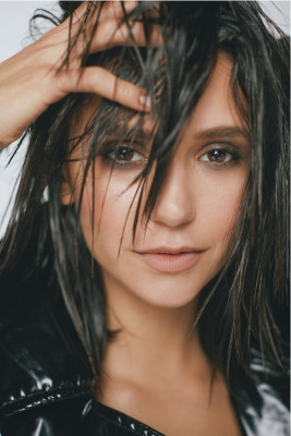 Nina Dobrev pic #1057004