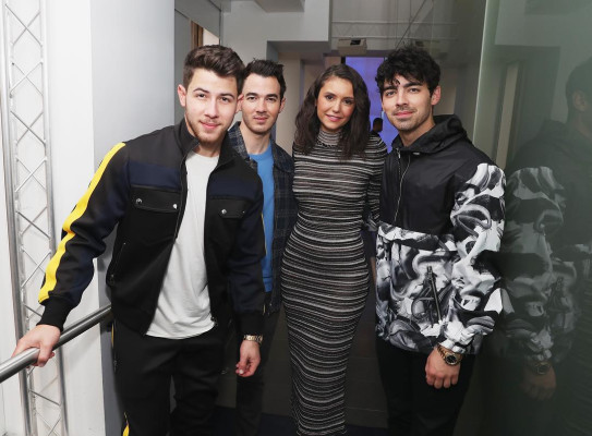 Nina Dobrev pic #1116397