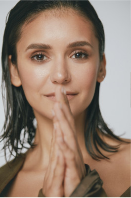 Nina Dobrev pic #1057006