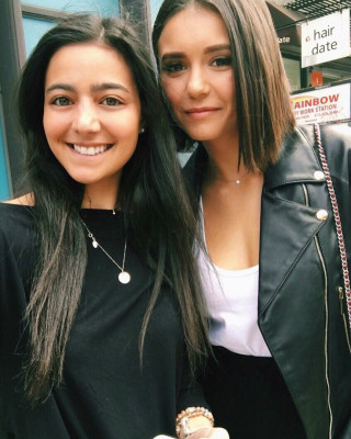 Nina Dobrev pic #974075