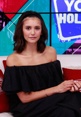 Nina Dobrev pic #974593