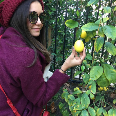 Nina Dobrev pic #899590