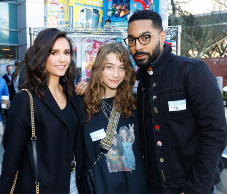 Nina Dobrev pic #1112420