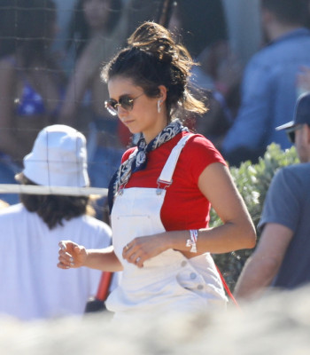Nina Dobrev pic #1158118