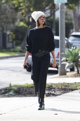 Nina Dobrev pic #1009818