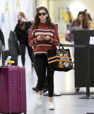 Nina Dobrev pic #1184161