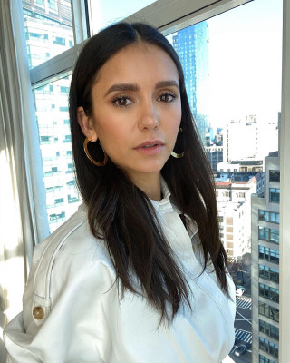 Nina Dobrev pic #1208439