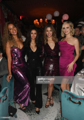 Nina Dobrev pic #1200225