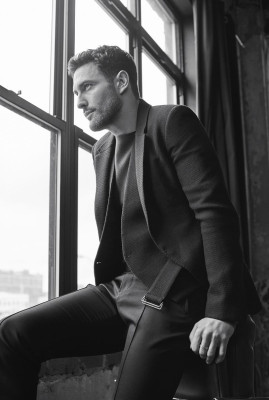 Noah Mills pic #1130122