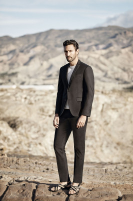 Noah Mills pic #1139403