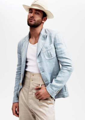 Noah Mills pic #488907