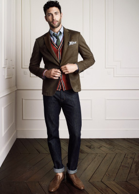 Noah Mills pic #451853