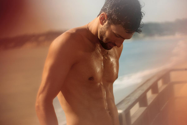 Noah Mills pic #301889